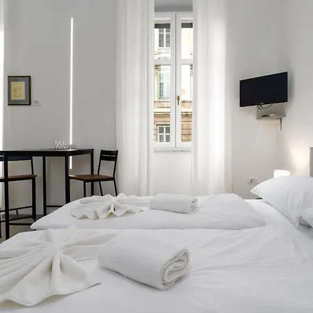 Centar アパート リエカ