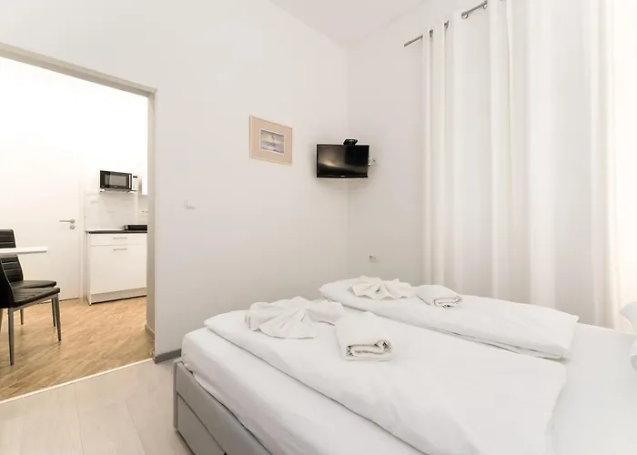 Centar Апартаменты Риека